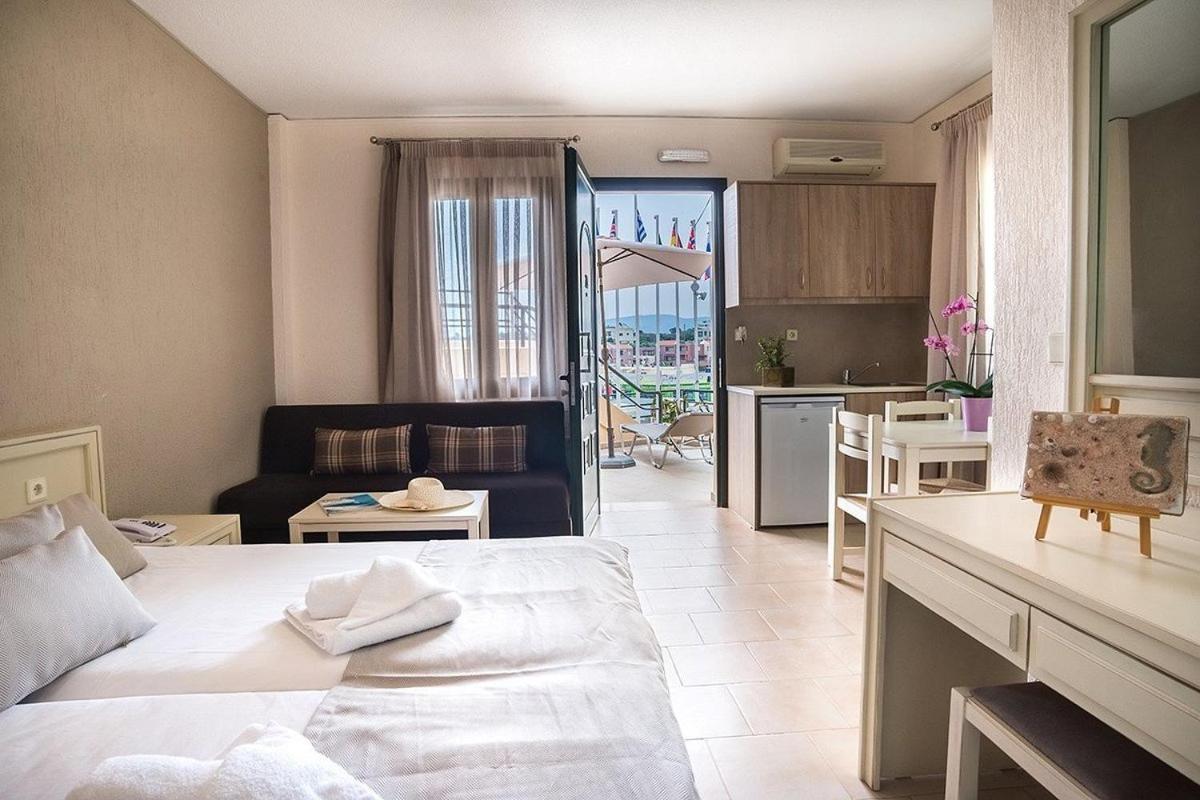 Rainbow Hotel Apartments Chania  Exterior photo